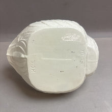 Load image into Gallery viewer, Swan Planter (8&quot;)
