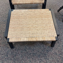 Load image into Gallery viewer, Plow &amp; Hearth Wicker Seat Ottoman (12x25x31)
