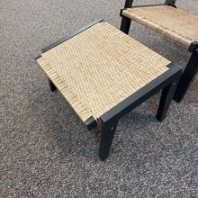 Load image into Gallery viewer, Plow &amp; Hearth Wicker Seat Ottoman (12x25x31)
