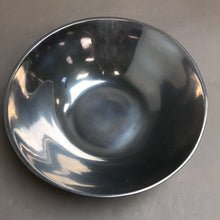 Load image into Gallery viewer, Vintage Nambé 9&quot; Serving Salad Bowl #570 Metalware Aluminum Alloy
