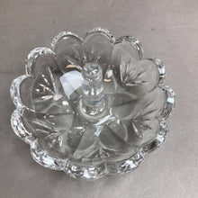 Load image into Gallery viewer, Marquis by Waterford Sweet Memories Crystal Ring Holder Scalloped Rim (4&quot;)
