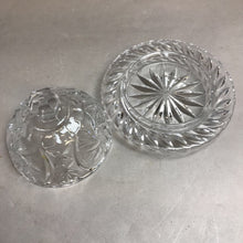 Load image into Gallery viewer, Vintage Pinwheel Lead Cut Crystal Round Covered Dish w/ Dome Lid Heavy (6")
