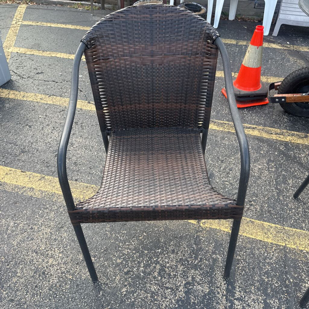 Patio Chair (35x23x26)
