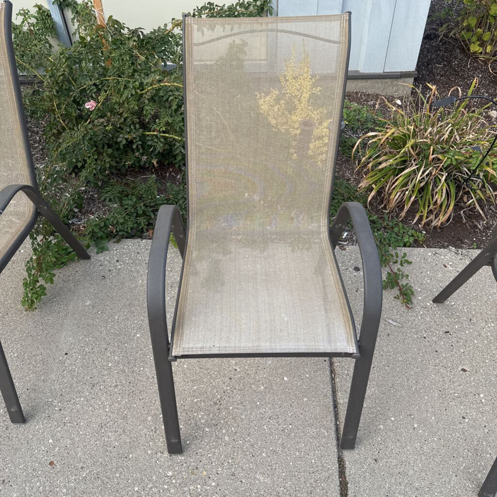 Patio Chair (37x22x32)
