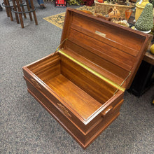 Load image into Gallery viewer, Walnut Trunk / Chest (18x37x20)
