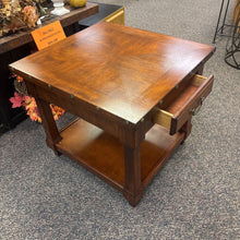 Load image into Gallery viewer, End Table w/Drawer (25x26x28)
