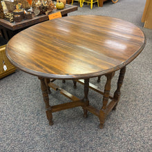 Load image into Gallery viewer, Drop Leaf Table (29x14/42x36)
