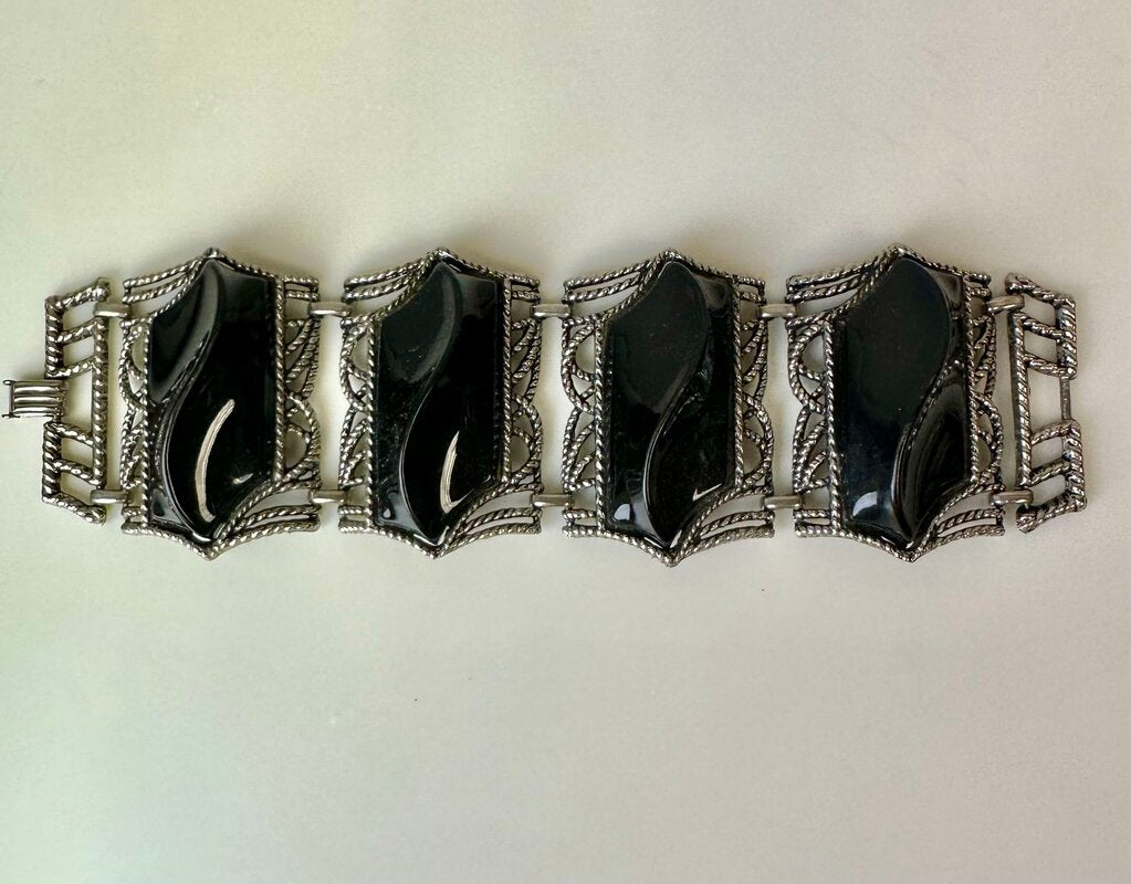 Vintage Black Lucite Silvertone Large Panel Bracelet (7.5