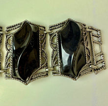 Load image into Gallery viewer, Vintage Black Lucite Silvertone Large Panel Bracelet (7.5&quot;)

