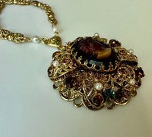 Load image into Gallery viewer, Vintage West German Faux Tortoise Cameo Goldtone Rhinestone Faux Pearl Necklace (26")
