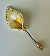 Load image into Gallery viewer, Vintage Bakelite Art Deco Calla Lily Rhinestone Stick Pin (3.75&quot;)

