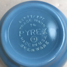Load image into Gallery viewer, Pyrex Delphite Blue 3 Pc. Nesting Mixing Bowl Set (#401, 402, 403)
