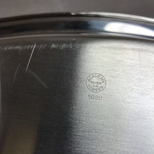Load image into Gallery viewer, Academy Silver on Copper Covered Serving Dish 5020 (2x11x8)
