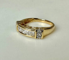 Load image into Gallery viewer, 14K Gold Cubic Zirconia Ring sz 6.5 (3.3g)
