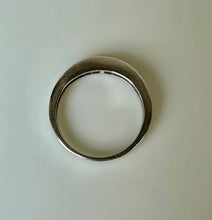 Load image into Gallery viewer, 14K White Gold Cubic Zirconia Ring sz 6.75 (2.3g)
