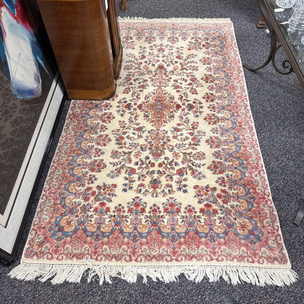 Area Rug Iran (80x47)