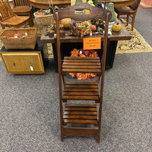 Load image into Gallery viewer, Display Ladder (56x17x28)
