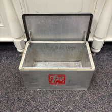 Load image into Gallery viewer, Vintage 7-Up Metal Ice Cooler (13x22x13)
