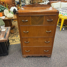 Load image into Gallery viewer, Dresser 4 Drawer (52x30x19)
