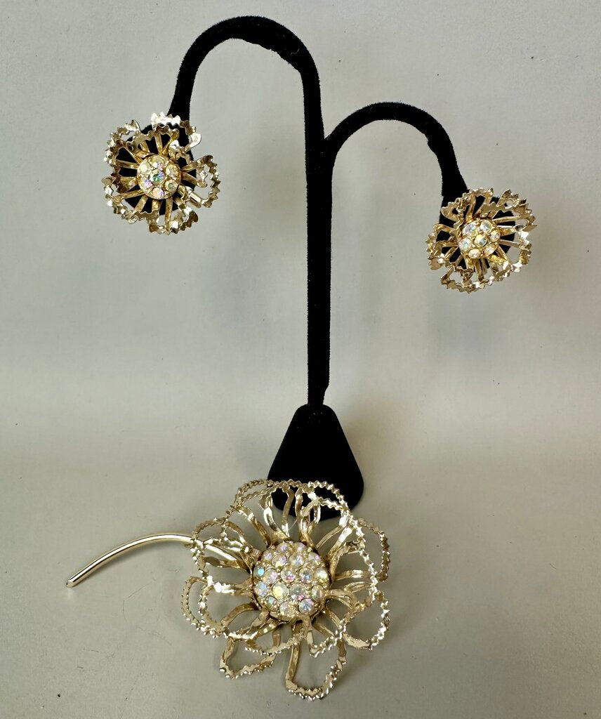 Vintage Sarah Cov Goldtone Aurora Borealis Rhinestone Flower Brooch Pin w/ Clip Earrings Set