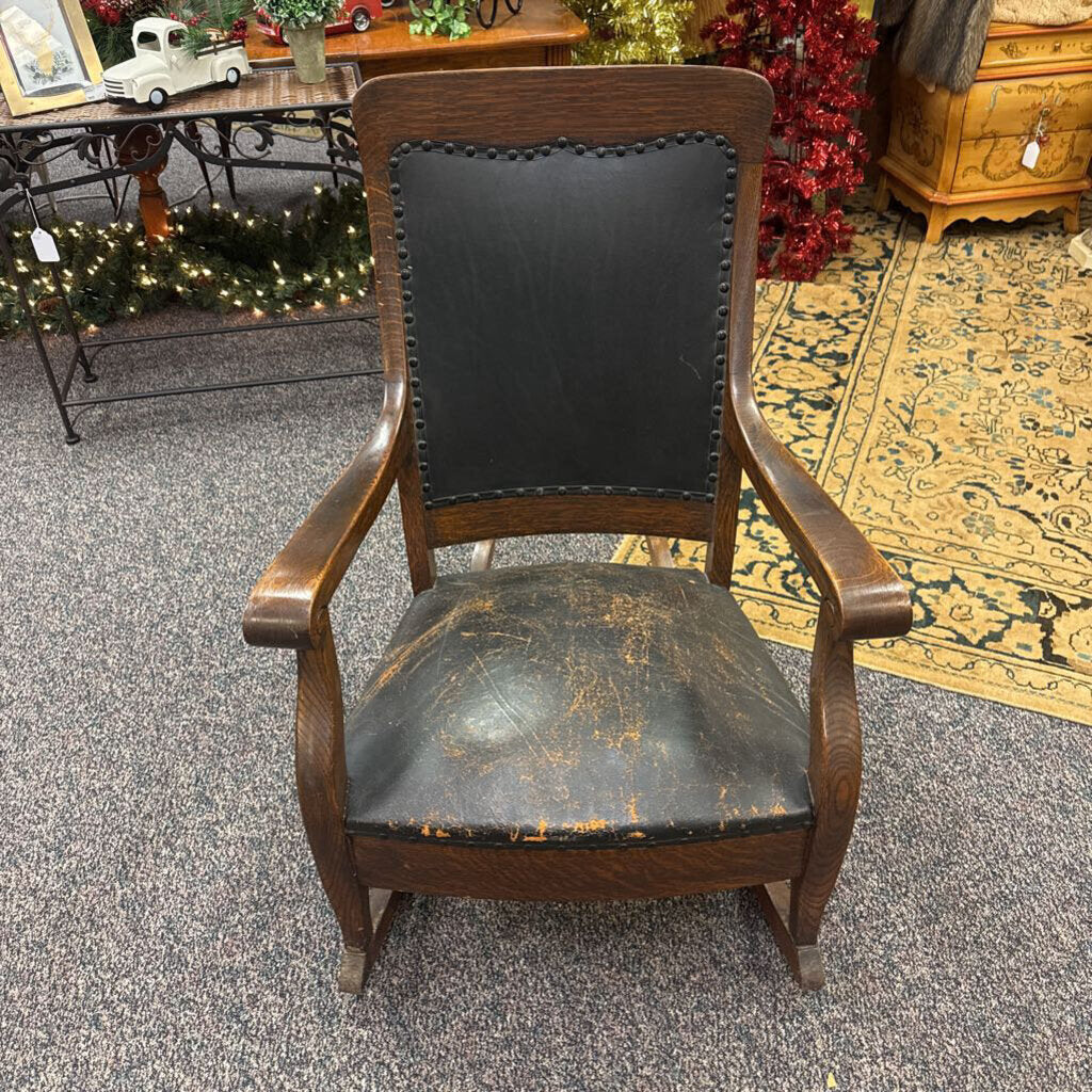 Rocking Chair (38x25x26)