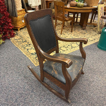 Load image into Gallery viewer, Rocking Chair (38x25x26)
