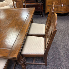 Load image into Gallery viewer, Dining Table (31x54x38) with 6 Chairs
