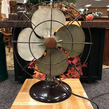 Load image into Gallery viewer, Vintage General Electric Fan (15&quot;)
