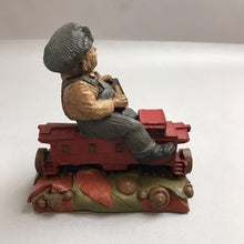 Load image into Gallery viewer, Tom Clark &quot;Brakeman&quot; Figurine
