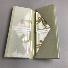 Load image into Gallery viewer, Botanicals Book Of Notes Cards And Envolpe
