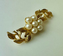 Load image into Gallery viewer, Vintage Richelieu Victorian Revival Goldtone Faux Pearl Brooch Pin (2")
