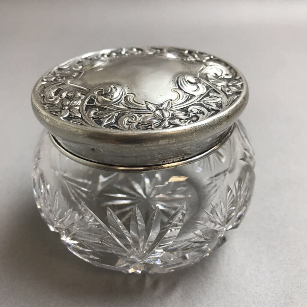Antique Cut Crystal Dresser Vanity Jar Sterling Repousse Art Nouveau Lid Primros (3