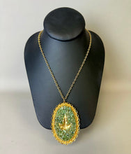 Load image into Gallery viewer, Vintage Goldtone Leaf Nephrite Jade Chip Statement Pendant on 24&quot; Chain
