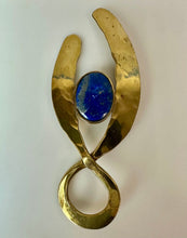 Load image into Gallery viewer, Vintage Hammered Brass Lapis Lazuli Modern Brooch Pin (3.5")
