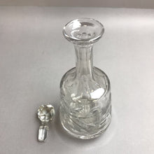 Load image into Gallery viewer, Vintage Crystal Decanter with Stopper (10")

