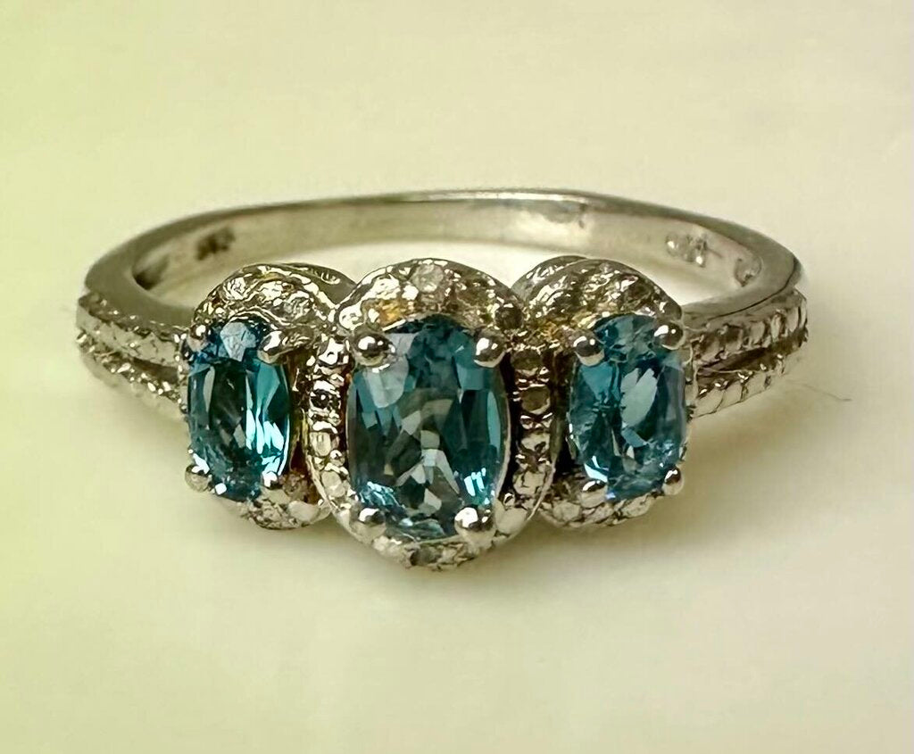 Sterling London Blue Topaz Ring sz 8.75