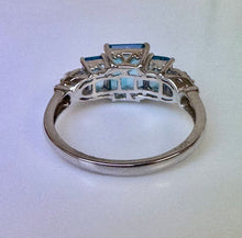 Load image into Gallery viewer, Sterling Swiss Blue Topaz 3-Stone Ring sz 9
