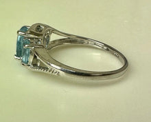 Load image into Gallery viewer, Sterling Blue Topaz 3-Stone Ring sz 9
