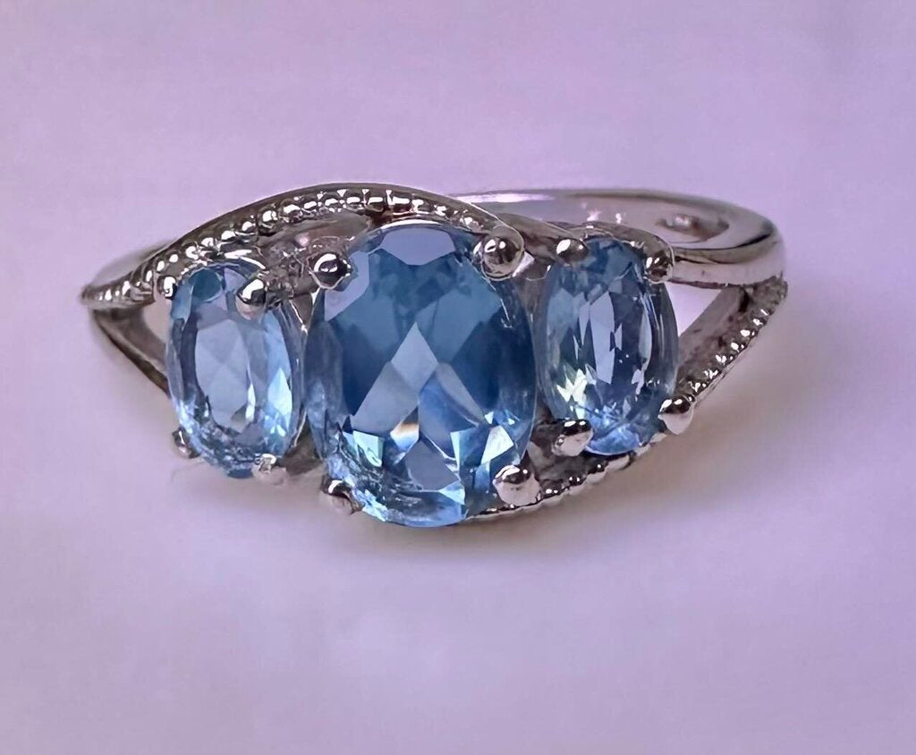 Sterling Blue Topaz 3-Stone Ring sz 9
