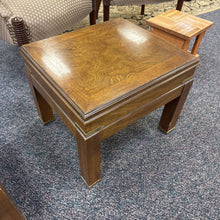 Load image into Gallery viewer, Lane End Table (16x20x18)
