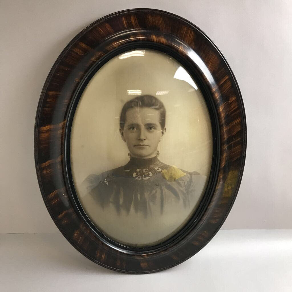 Framed Antique Victorian Era Photograph of Women(25x19)