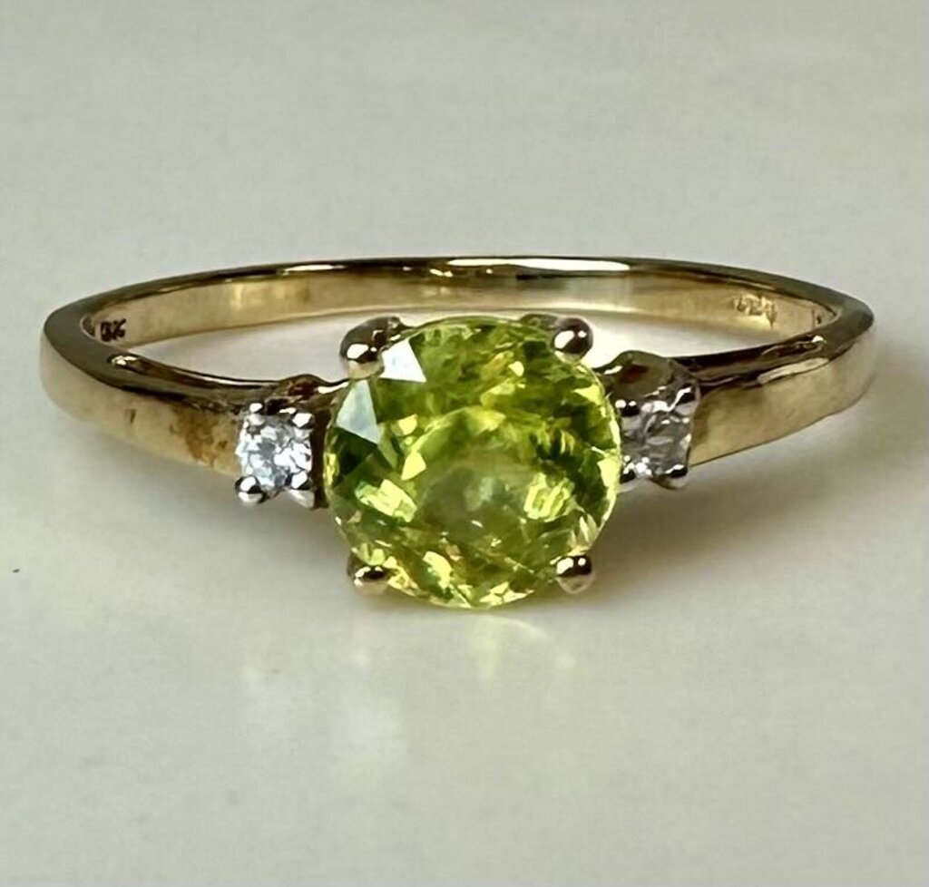 10K Gold Peridot White Topaz Ring sz 8 (1.5g)