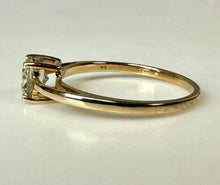 Load image into Gallery viewer, 9K Gold Champagne Topaz Ring sz 8 (1.6g)
