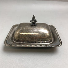 Load image into Gallery viewer, Silver Plate Covered Butter Dish with Glass Insert (1x6x4.5)
