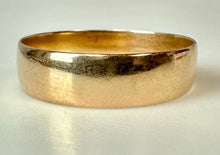 Load image into Gallery viewer, 18K Gold Wedding Band Ring sz 10 (2.6g)
