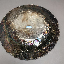 Load image into Gallery viewer, Vintage Reed &amp; Barton 115 Silver Plate Scalloped Serving Platter (13.5&quot;)
