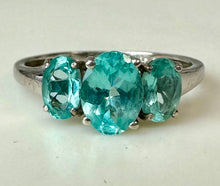 Load image into Gallery viewer, Sterling Blue CZ 3-Stone Ring sz 8
