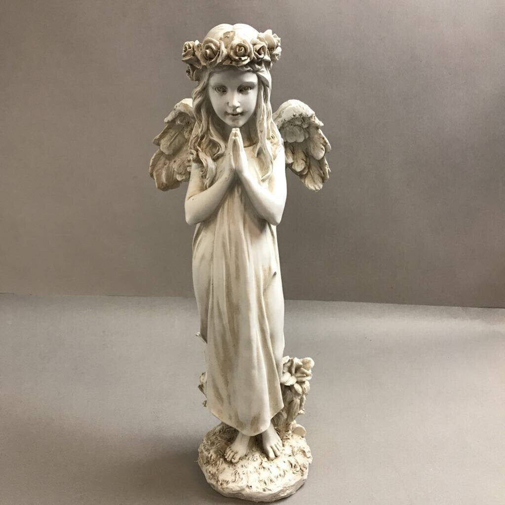 Praying Angel Statue Yard Art (19