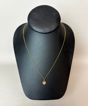 Load image into Gallery viewer, 12K Black Hills Gold Pearl Pendant on 20&quot; 12K Gold Filled Chain (1.4g)
