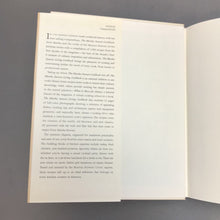 Load image into Gallery viewer, The Martha Stewart Living Cookbook (2000) (9.5x7.5)
